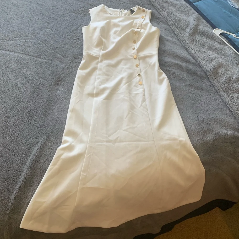 Banana Republic Midi Dress with Gold Buttons - Cream, size 6 - Picture 5 of 9